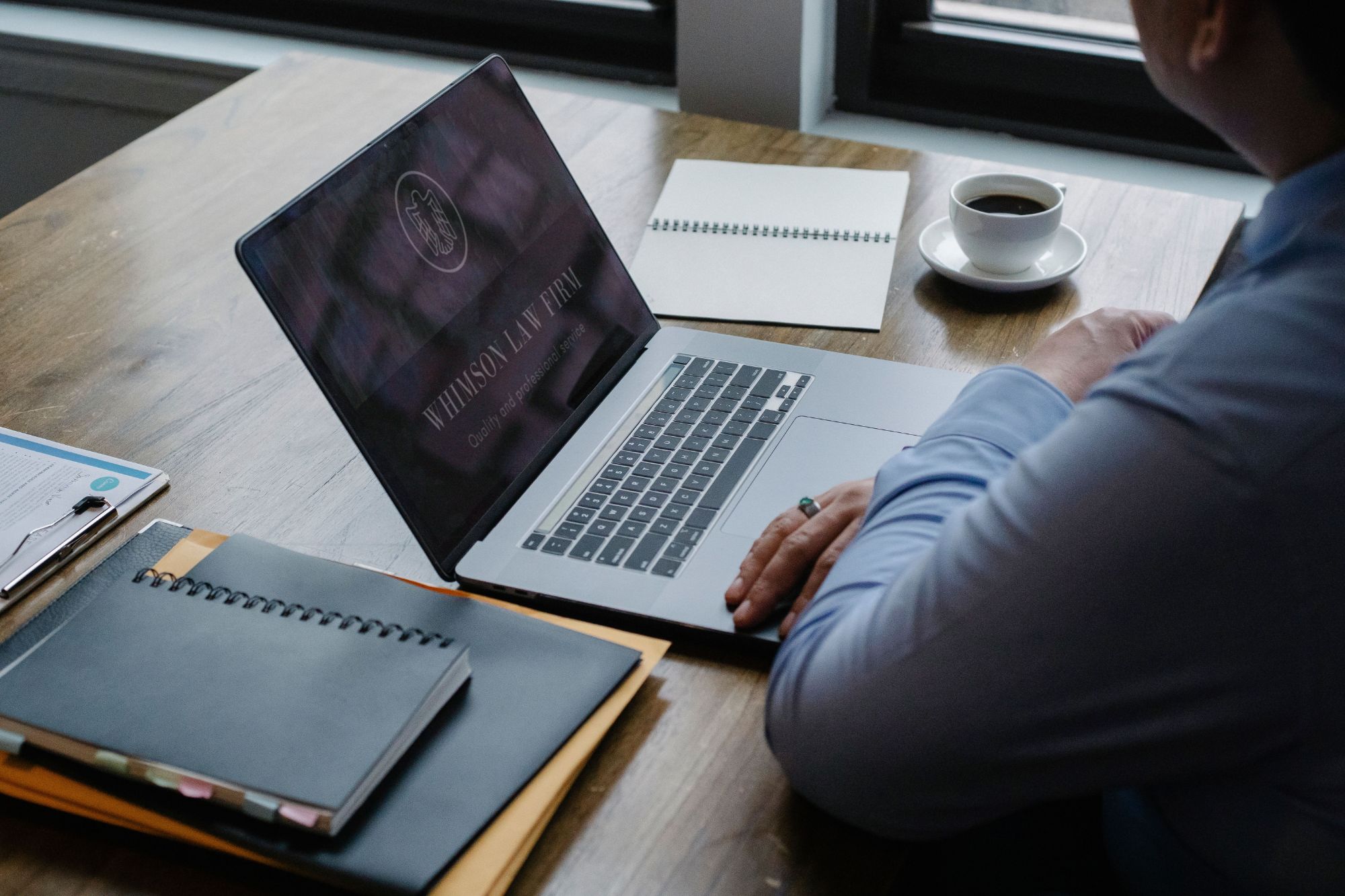 Expert corporate advisory consultation
